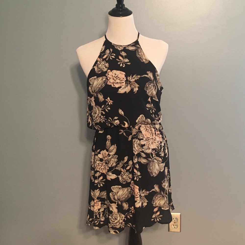 {One Love Clothing} Dress with Flower Print